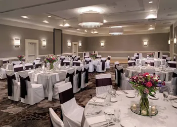 Detroit Marriott Livonia hotel thumbnail 7