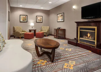 Hampton Inn & Suites Detroit/Sterling Heights hotel thumbnail 2