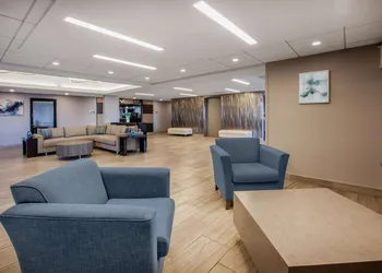 Wingate by Wyndham Detroit Metro Airport hotel thumbnail 5