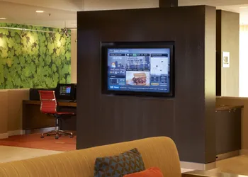 Courtyard by Marriott Detroit Metropolitan Airport Romulus hotel thumbnail 2