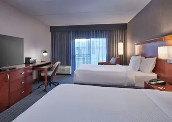 Courtyard by Marriott Detroit Metropolitan Airport Romulus hotel thumbnail 6