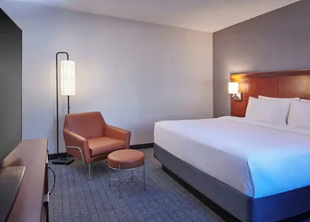 Courtyard by Marriott Detroit Metropolitan Airport Romulus hotel thumbnail 8
