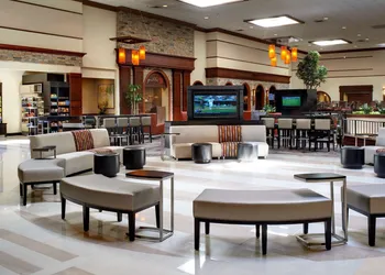 DoubleTree by Hilton Detroit - Dearborn hotel thumbnail 6