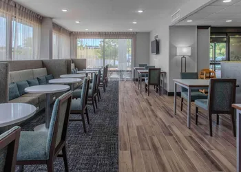 Hampton Inn Detroit/Northville hotel thumbnail 2