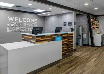 Hampton Inn Detroit/Northville hotel thumbnail 4