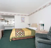 Super 8 by Wyndham Cottonwood hotel detail image 3
