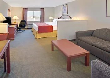 Days Inn & Suites by Wyndham Laurel Near Fort Meade hotel thumbnail 7