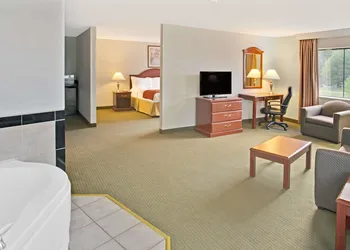 Days Inn & Suites by Wyndham Laurel Near Fort Meade hotel thumbnail 8
