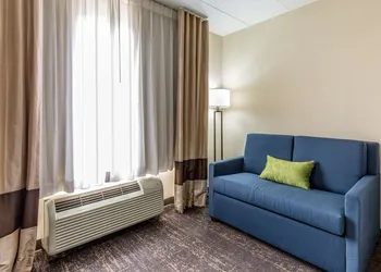 Comfort Inn College Park North hotel thumbnail 5