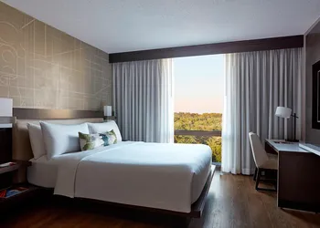 Bethesda Marriott hotel thumbnail 6