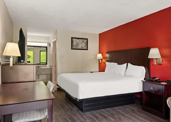 Americas Best Value Inn Laurel hotel thumbnail 3