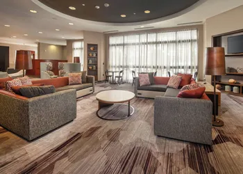 Courtyard by Marriott Dunn Loring Fairfax hotel thumbnail 2