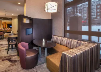 Courtyard by Marriott Dunn Loring Fairfax hotel thumbnail 3