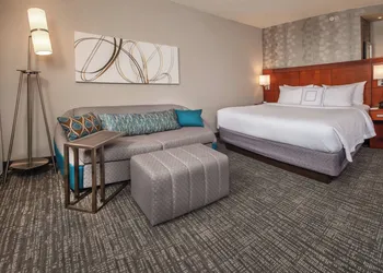 Courtyard by Marriott Dunn Loring Fairfax hotel thumbnail 8