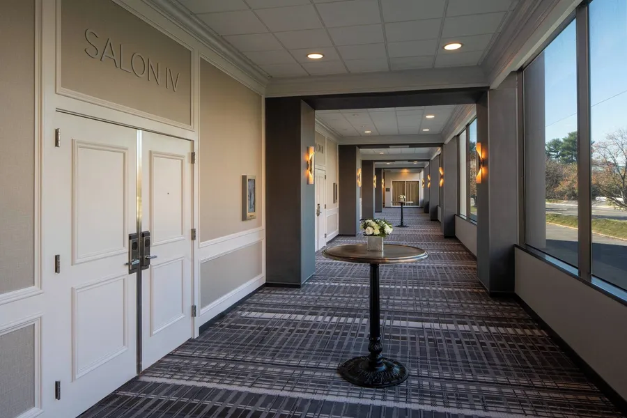 Tysons Corner Marriott hotel detail image 6