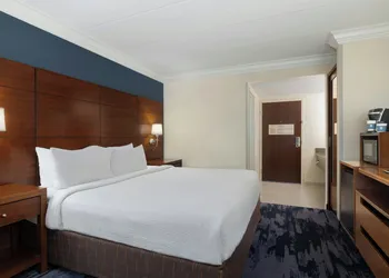 Fairfield by Marriott Inn & Suites Herndon Reston hotel thumbnail 3