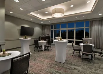 Courtyard by Marriott Tysons McLean hotel thumbnail 4
