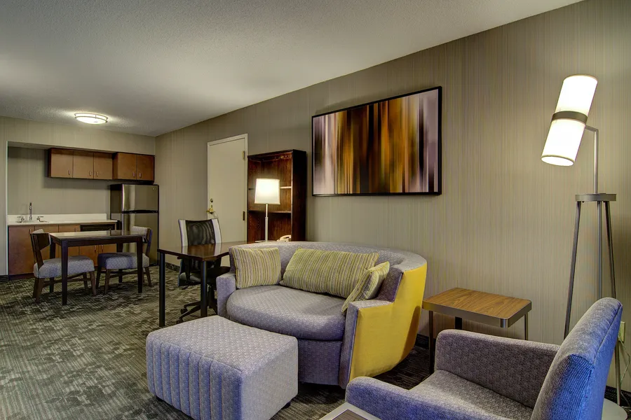 Courtyard by Marriott Tysons McLean hotel detail image 6