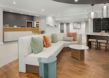 SpringHill Suites by Marriott Herndon Reston hotel thumbnail 2