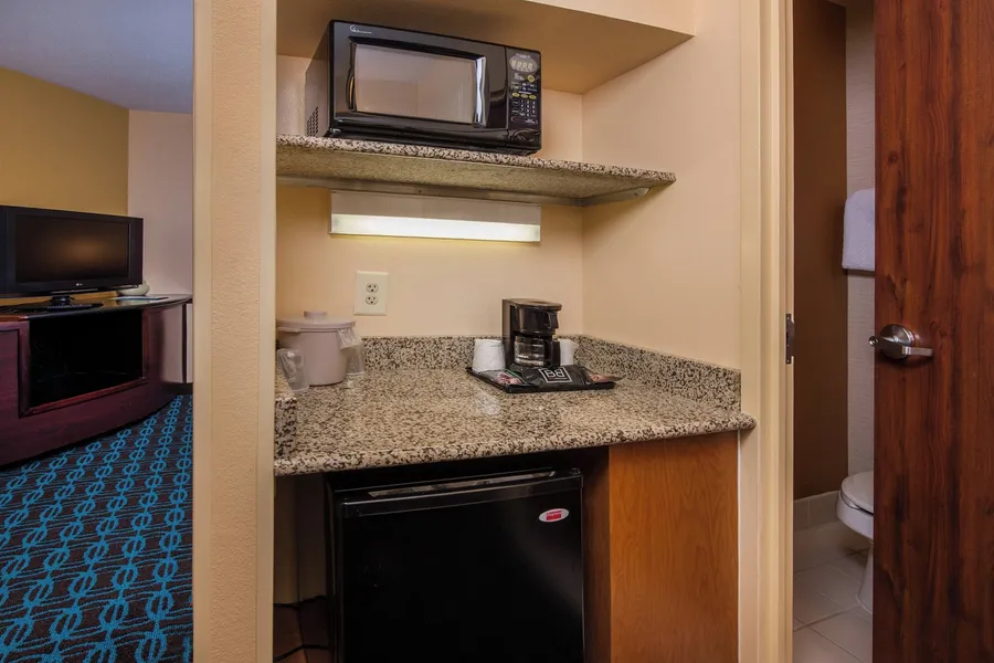 Fairfield Inn & Suites Dulles Airport Chantilly hotel detail image 6