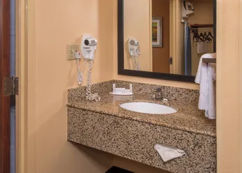 Fairfield Inn & Suites Dulles Airport Chantilly hotel thumbnail 7
