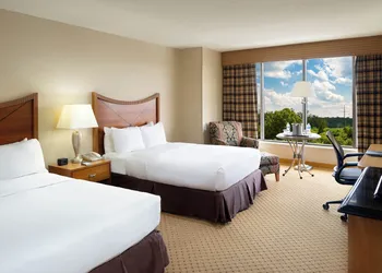 DoubleTree by Hilton Washington Dulles Airport hotel thumbnail 4