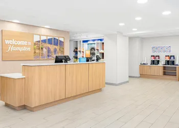 Hampton Inn by Hilton Gainesville-Haymarket hotel thumbnail 4