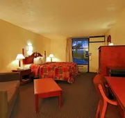 Super 6 Inn & Suites hotel detail image 7