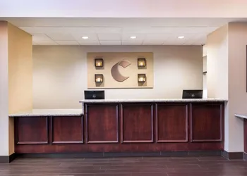 Comfort Suites Northlake hotel thumbnail 5