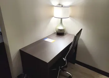 Comfort Suites Northlake hotel thumbnail 8