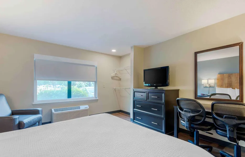 Extended Stay America Select Suites - Charlotte - University Place hotel detail image 6