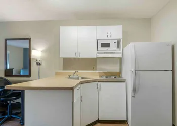 Extended Stay America Select Suites - Charlotte - University Place hotel thumbnail 5