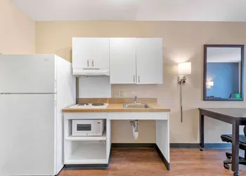 Extended Stay America Select Suites - Charlotte - University Place hotel thumbnail 7