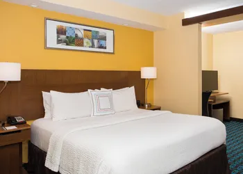 Fairfield by Marriott Inn & Suites Raynham Middleborough/Plymouth hotel thumbnail 8