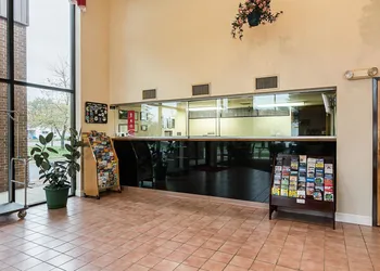 Econo Lodge Andrews Air Force Base hotel thumbnail 3