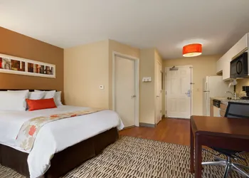 Suburban Studios Charlotte – Executive Park hotel thumbnail 5