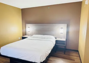 Suburban Studios Charlotte – Executive Park hotel thumbnail 6