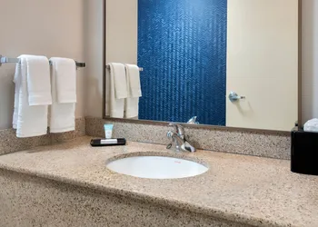 Fairfield Inn by Marriott LaGuardia Airport/Flushing hotel thumbnail 8