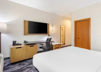 Fairfield Inn Suites by Marriott Cherokee hotel thumbnail 6