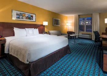 Fairfield Inn Kansas City Downtown/Union Hill by Marriott hotel thumbnail 4