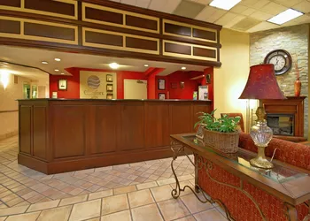 Comfort Inn University Center hotel thumbnail 2