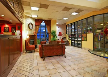 Comfort Inn University Center hotel thumbnail 3