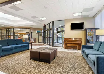Comfort Inn University Center hotel thumbnail 7