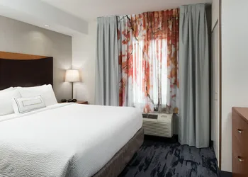 Fairfield Inn & Suites by Marriott Kansas City Overland Park hotel thumbnail 6
