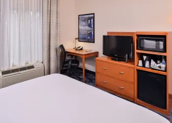 Fairfield Inn & Suites Raleigh Durham Airport/ Brier Creek hotel thumbnail 3