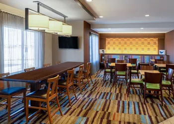 Fairfield Inn and Suites by Marriott Denver Aurora/ Medical Center hotel thumbnail 2