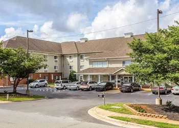 Suburban Studios near University of North Carolina-Charlotte hotel thumbnail 8