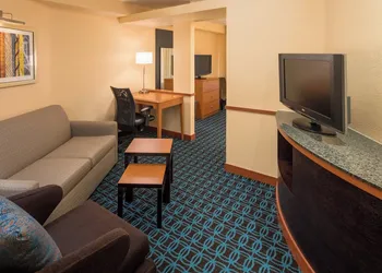 Fairfield Inn & Suites by Marriott Portland North hotel thumbnail 8