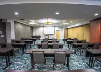 Fairfield Inn & Suites by Marriott Jacksonville Butler Blvd hotel thumbnail 4