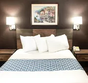 Suburban Studios Charlotte - Ballantyne hotel detail image 4